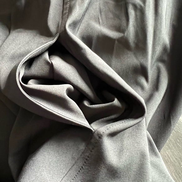 NWT Gaiam L Journey Midi Dress w/Bra Cups Black - Picture 7 of 8